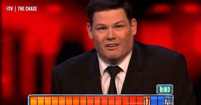 The Chase's Mark Labbett comforted by fans after apologising for behaviour - www.manchestereveningnews.co.uk
