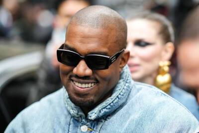 Kanye West - Kanye’s Yeezy scouts Skid Row homeless people for fashion show: report - nypost.com - Los Angeles