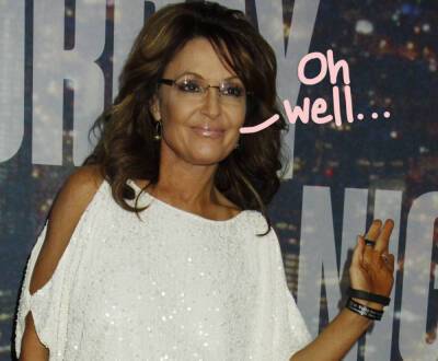 Unvaccinated Sarah Palin Spotted Eating At NYC Restaurant Days After Testing Positive For COVID! - perezhilton.com - New York - New York - state Alaska