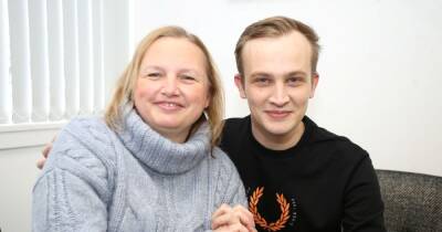 Scots mum saves son's life by donating kidney after covid ruins transplant hopes - www.dailyrecord.co.uk - Scotland - Houston