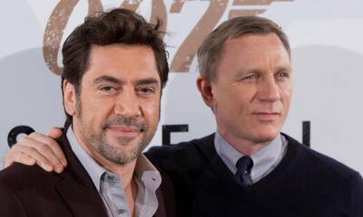 Javier Bardem reveals he surprised Daniel Craig by popping out of a cake dressed as a Bond girl - us.hola.com