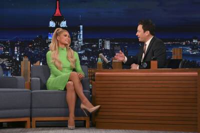 Paris Hilton Makes Fun Of Herself For Wearing Two Different Shoes During Recent ‘Tonight Show’ Appearance - etcanada.com - Italy