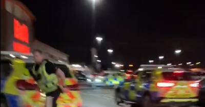 Police descended on Glasgow's The Forge after chasing driver who failed to stop - www.dailyrecord.co.uk - Scotland