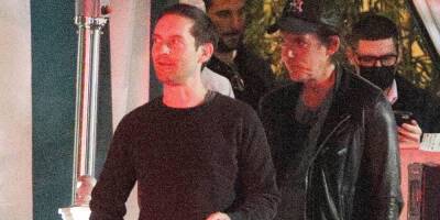 Co-Stars Tobey Maguire & Lukas Haas Hang Out Together in West Hollywood - www.justjared.com - city Holland - county Andrew
