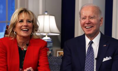 Joe and Jill Biden introduce their adorable new addition to White House - hellomagazine.com - Pennsylvania - Germany