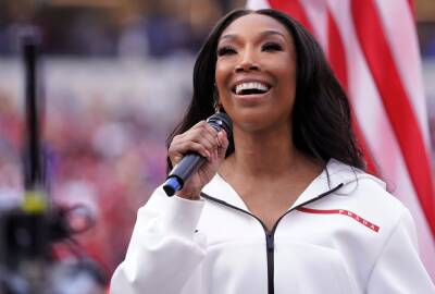 Brandy Sings National Anthem At NFC Championship And Channels Whitney Houston’s Super Bowl Style - etcanada.com - USA - California - San Francisco - Houston - city Inglewood