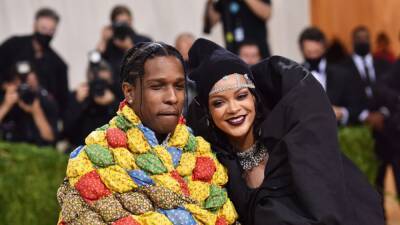 Rihanna Is Pregnant and Expecting Her First Child With A$AP Rocky - www.glamour.com - New York