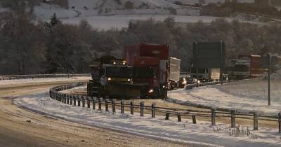 Gritter 'stranded with lorries' on major Scots road as snow blasts country - www.dailyrecord.co.uk - Scotland