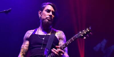 Dave Navarro Will Miss Jane's Addiction Upcoming Tour With Smashing Pumpkins - Here's Why - justjared.com - county Will