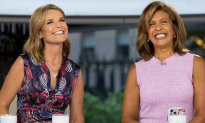 Hoda Kotb and Savannah Guthrie get animated during hilarious moment captured on Today - hellomagazine.com - county Guthrie - county Roberts