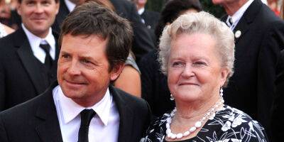 Michael J. Fox Reveals His Mom Phyllis Has Died While Sharing Sweet Story About Her at NYCC - www.justjared.com - New York