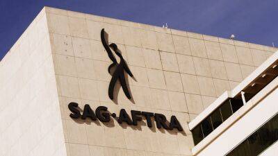 SAG-AFTRA Joins Chorus Calling For L.A. City Council Resignations In Wake Of Leaked Tape - deadline.com - Los Angeles - Los Angeles - county Wake