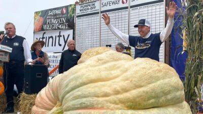 2,560-pound pumpkin sets record at weigh-off - www.foxnews.com - France - New York - Minnesota - USA - California - San Francisco - county Bay