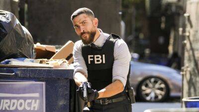 'FBI': Zeeko Zaki Previews OA's Most Vulnerable Episode Yet (Exclusive) - www.etonline.com - New York