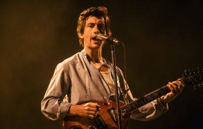 Arctic Monkeys say their new song ‘Sculptures Of Anything Goes’ is reminiscent of the ‘AM’ sound - www.nme.com - Netherlands