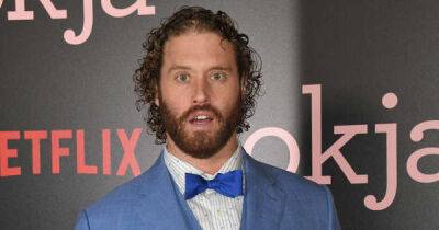 TJ Miller retracts calling Ryan Reynolds 'horrifically mean' after Ryan reaches out - www.msn.com