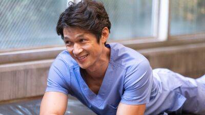 ‘Grey’s Anatomy': Harry Shum Jr. Teases How Blue Will Use Some Secret ‘Intel’ to Be Assigned More Surgeries in Episode 2 - thewrap.com