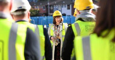 Rachel Reeves - We need more homes like this, Labour’s shadow chancellor says on tour of Ancoats - manchestereveningnews.co.uk - Britain - Manchester