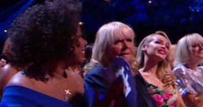 Linda Robson's frosty reaction to Holly and Phil's NTA win as she doesn't clap - www.dailyrecord.co.uk - London