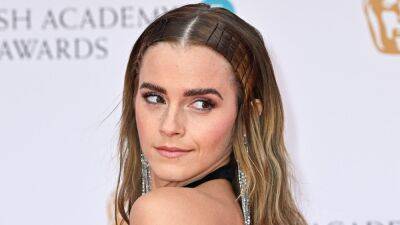 Emma Watson’s Major Hair Chop Made Its Red Carpet Debut—See Photos - www.glamour.com - London