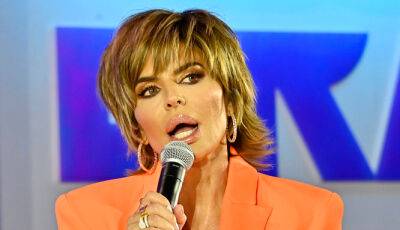 Lisa Rinna Reacts to Being Booed by Fans at BravoCon 2022 - www.justjared.com - New York - Beverly Hills