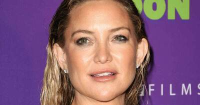 Kate Hudson reveals mother Goldie Hawn was 'very involved' in the births of her children - www.msn.com