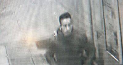 Police release CCTV image of man after robbery in Glasgow - www.dailyrecord.co.uk - Scotland - city Glasgow - Beyond