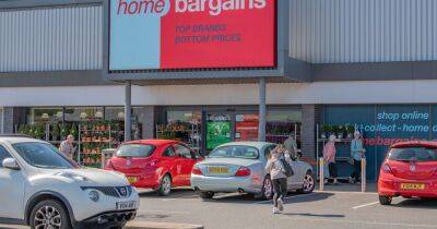 Home Bargains shoppers delight over £7.99 Christmas throw that they 'need' - www.dailyrecord.co.uk