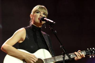 Taylor Swift Teases ‘Self-Loathing’ And ‘Revenge’ Inspired Album ‘Midnights’ - etcanada.com - London - New York - Poland