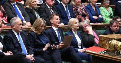 Jeremy Hunt - Liz Truss - Williams - The 'three-line whip' - what happens if an MP votes against it and why tonight's fracking vote is significant - manchestereveningnews.co.uk
