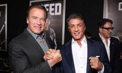 Arnold Schwarzenegger & Sylvester Stallone get together for some pumpkin carving - us.hola.com - USA