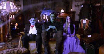 8 Thoughts I Had While Watching Rob Zombie's The Munsters Movie On Netflix - www.msn.com