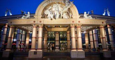 Trafford Centre sets up donation point to help ease cost of living crisis - www.manchestereveningnews.co.uk