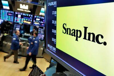Snap Stock Plunges As Sales, Outlook Disappoint - deadline.com
