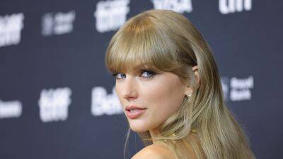 'Midnights': Taylor Swift Collaborated With Zoë Kravitz, Joe Alwyn, Others - www.glamour.com - county Ellis