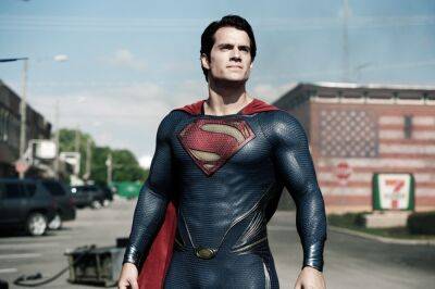 Henry Cavill Returning As Superman - deadline.com