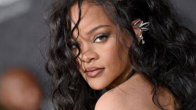 Rihanna’s Red-Carpet Comeback Has a Message—See Pic - www.glamour.com