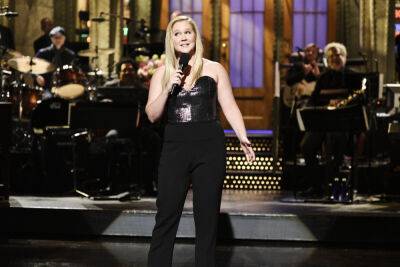 Amy Schumer To Host ‘SNL’ With Steve Lacy As Musical Guest - deadline.com