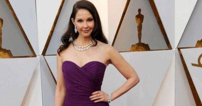 Ashley Judd - Naomi Judd - Ashley Judd fractures leg in 'freak accident' caused by grief - msn.com - Berlin