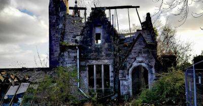Creepy abandoned Scots gate lodge captured in series of photos by urban explorer - dailyrecord.co.uk - Britain - Scotland