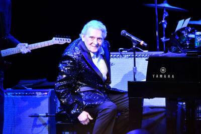Jerry Lee Lewis Dies: The Killer, A Rock And Roll And Country Music Hall Of Famer Was 87 - deadline.com - city Memphis - county Lewis