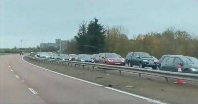 Scots motorists face ‘giant car park’ on M90 as traffic queues for 13 miles with 60 minute delays - dailyrecord.co.uk - Scotland