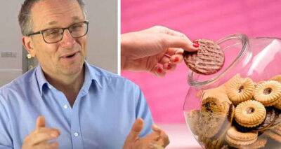 'It's striking!' Michael Mosley's unusual method that gets rid of cravings for good - www.msn.com