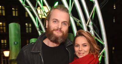 Kara Tointon - Kara Tointon's 'split' from fiancé revealed as he's pictured kissing another woman - ok.co.uk - Norway