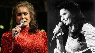 Loretta Lynn Slammed Rumors She Was on Her ‘Death Bed’ 3 Years Before She Died—Here’s How She Passed - stylecaster.com - Kentucky