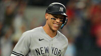 New York Yankees Star Aaron Judge Hits Home Run No. 62 And Breaks Historic AL Record - deadline.com - New York - USA - New York - Texas - San Francisco - county Barry - county Bond