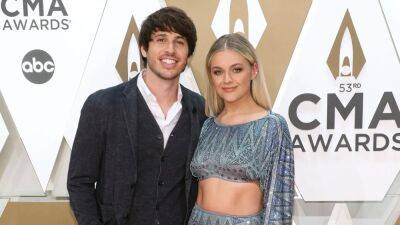 Morgan Evans - Kelsea Ballerini opens up about making the 'really difficult' decision to divorce husband Morgan Evans - foxnews.com - Australia - city Santiago - Tennessee