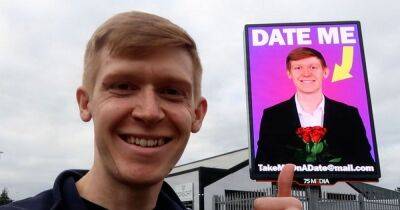 Single man, 23, puts himself on giant motorway billboard asking for someone to date him - www.manchestereveningnews.co.uk