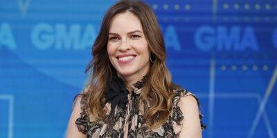 Pregnant Hilary Swank Shows Off Her Baby Bump In New Instagram After Announcing She's Expecting Twins - justjared.com - New York - state Alaska