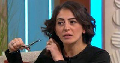 Lorraine Kelly - Lorraine viewers in tears as Elika Ashoori cuts her hair in support of Iranian women - ok.co.uk - Britain - USA - Iran